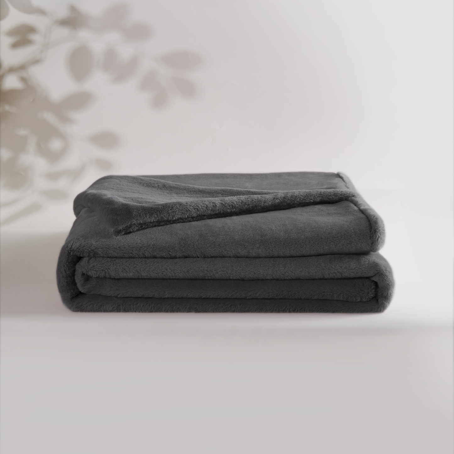 Double-Sided Soft and Luxurious Pet Blanket
