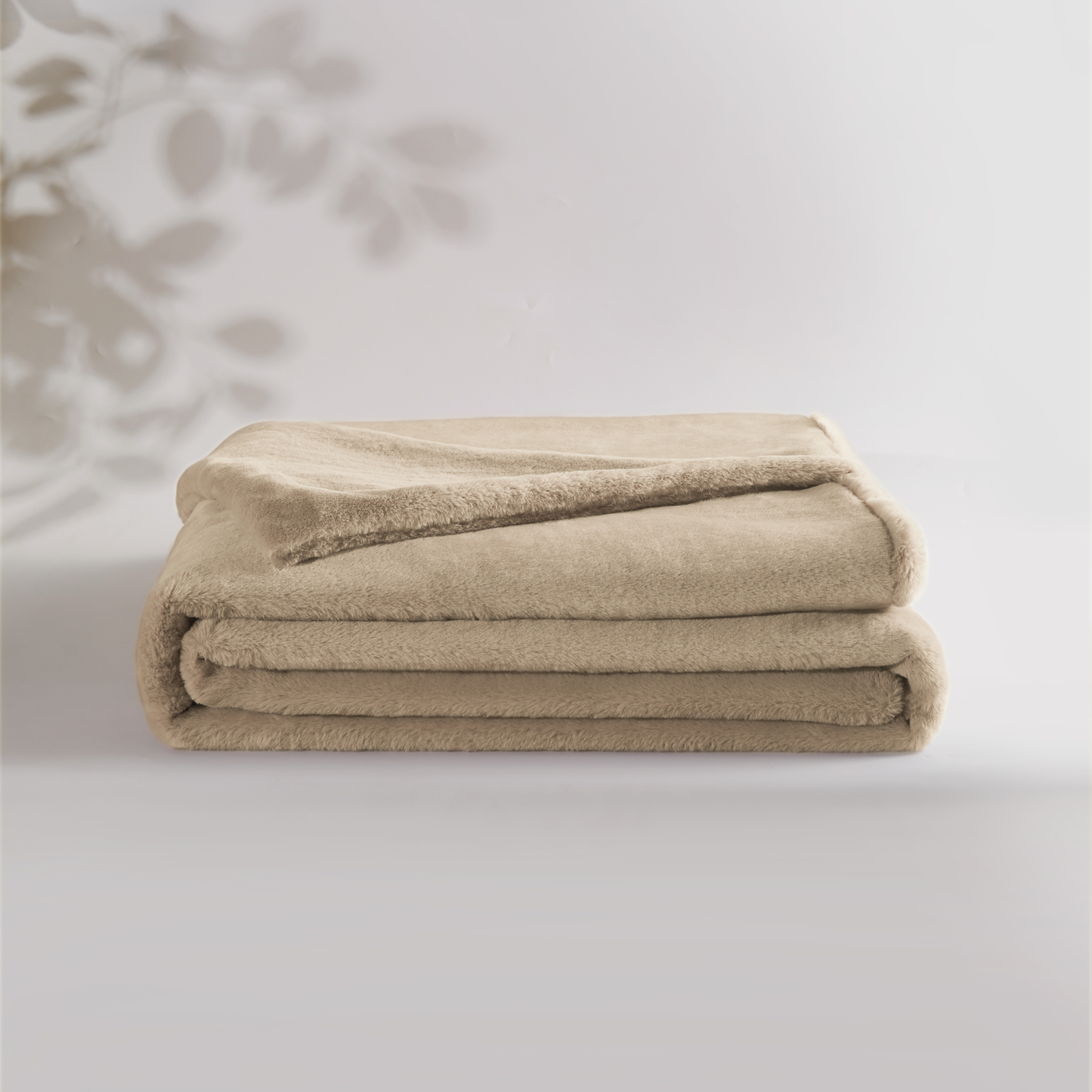 Double-Sided Soft and Luxurious Pet Blanket